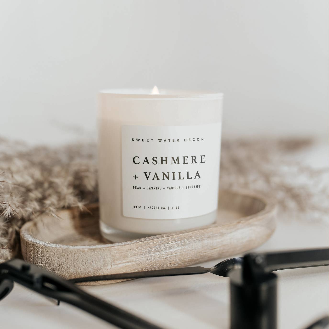 Cashmere and Vanilla Soy Candle | 11 oz